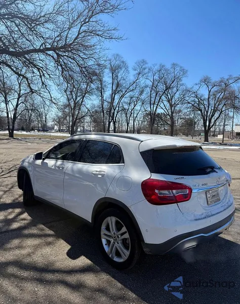 2018 Mercedes-Benz Gla 250 из США, поврежденный, VIN WDCTG4EBXJJ479396